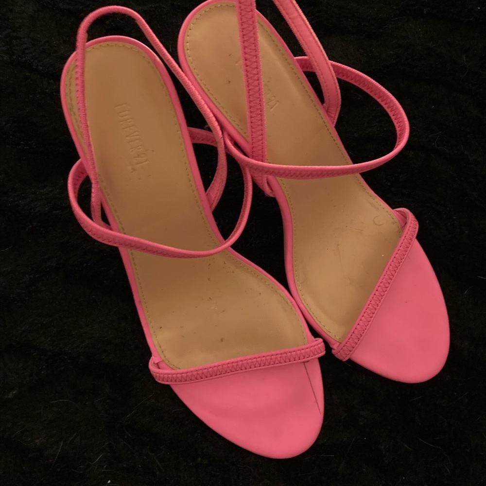 Elegant Pink Heels - Picture 2 of 2
